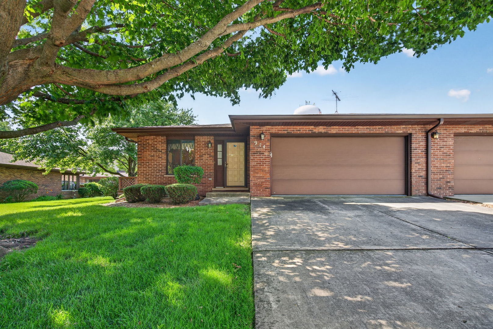 914 Shagbark Road 914