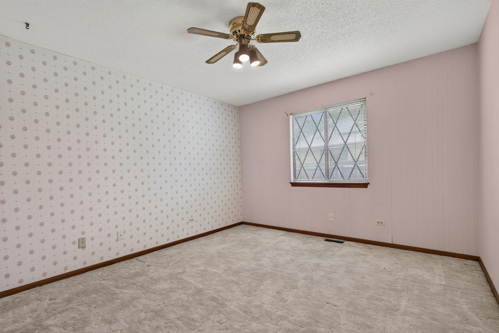 914 Shagbark Road 914 Property Photo 20