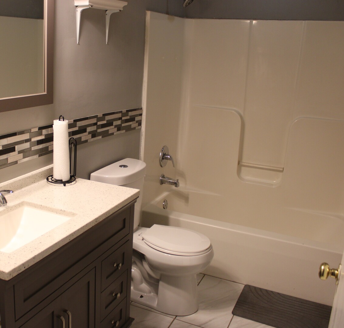 5352 S Shields Avenue Property Photo 17