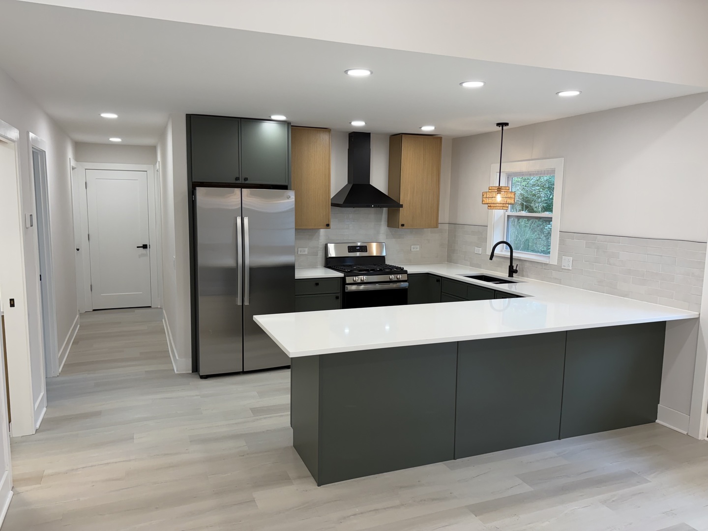 12691775 Property Photo 3