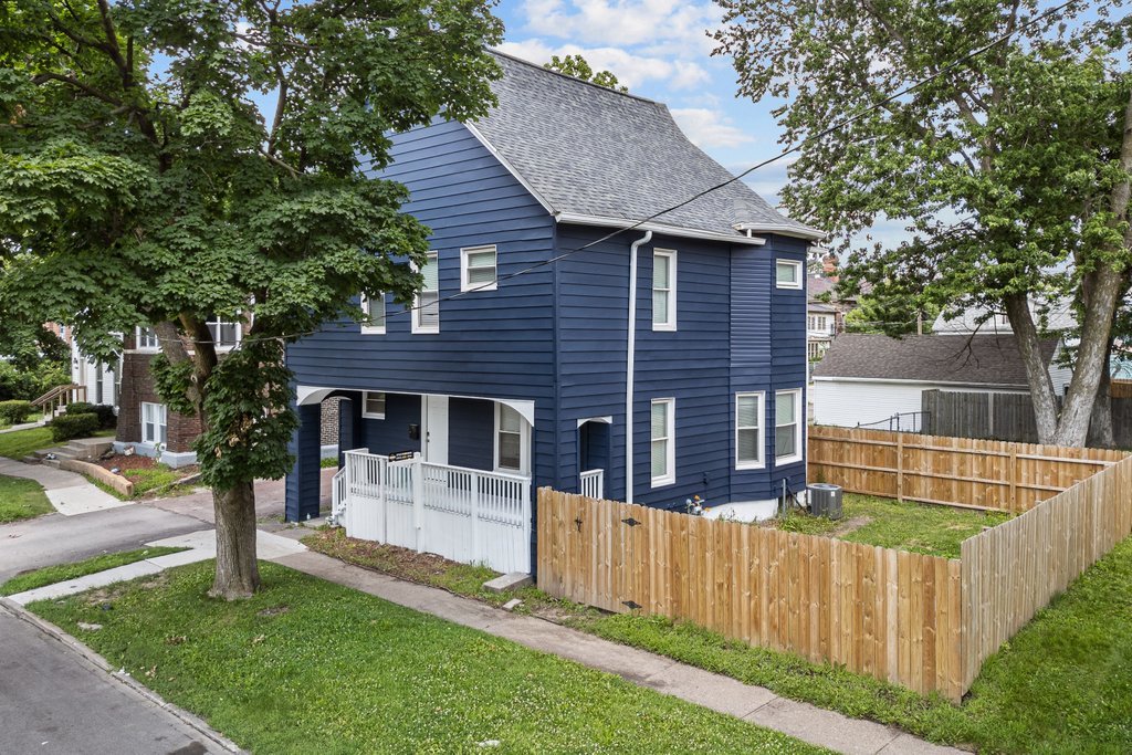1415 N Main Street Property Photo 6