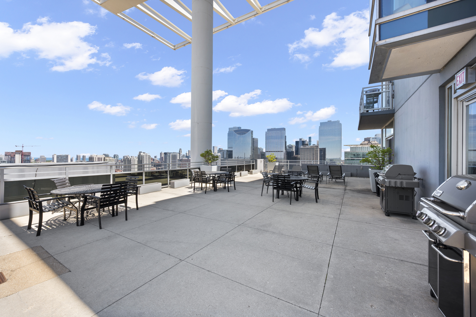 737 W Washington Boulevard 3607 Property Photo 42