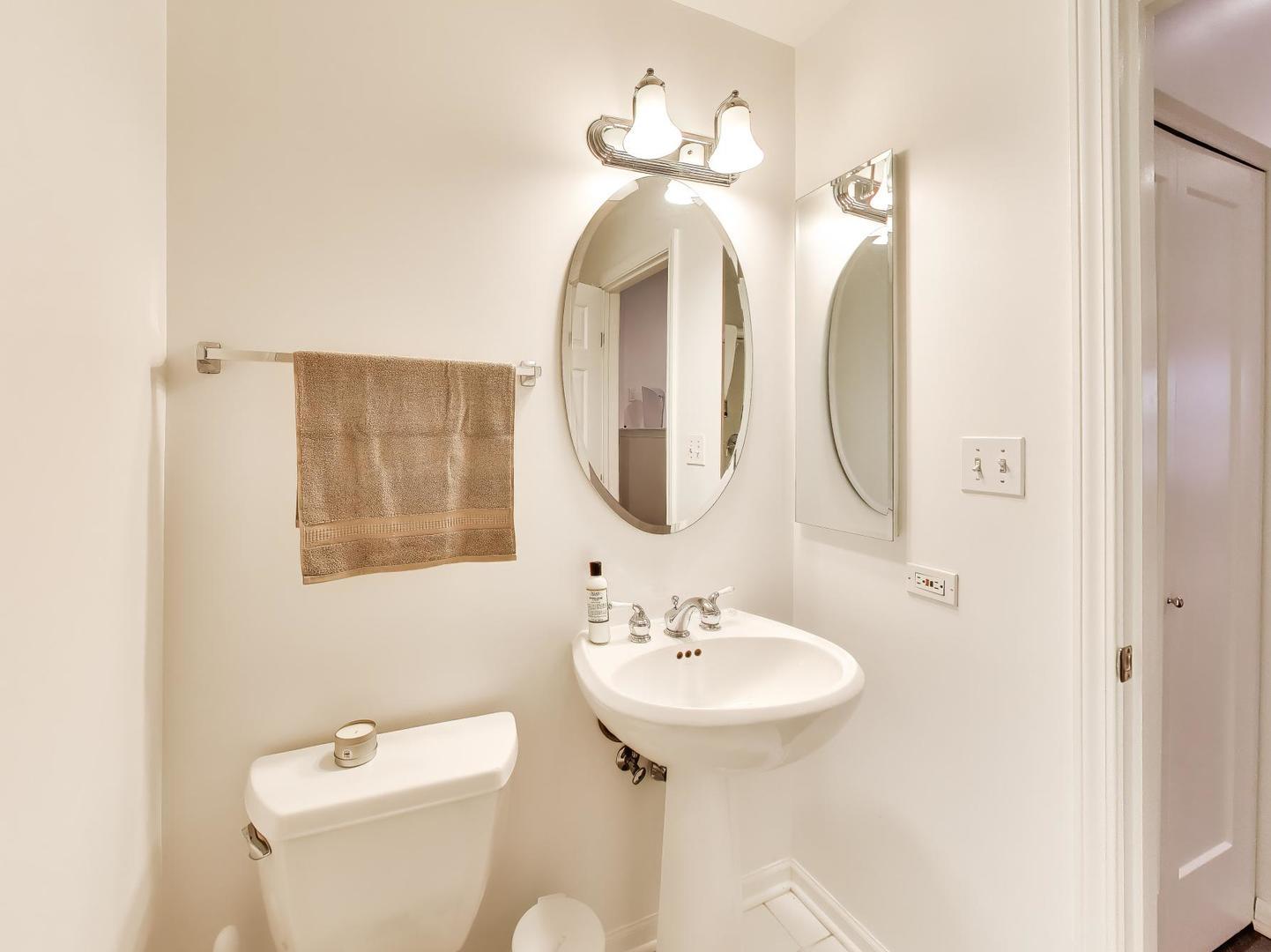 4926 S Cornell Avenue E Property Photo 7