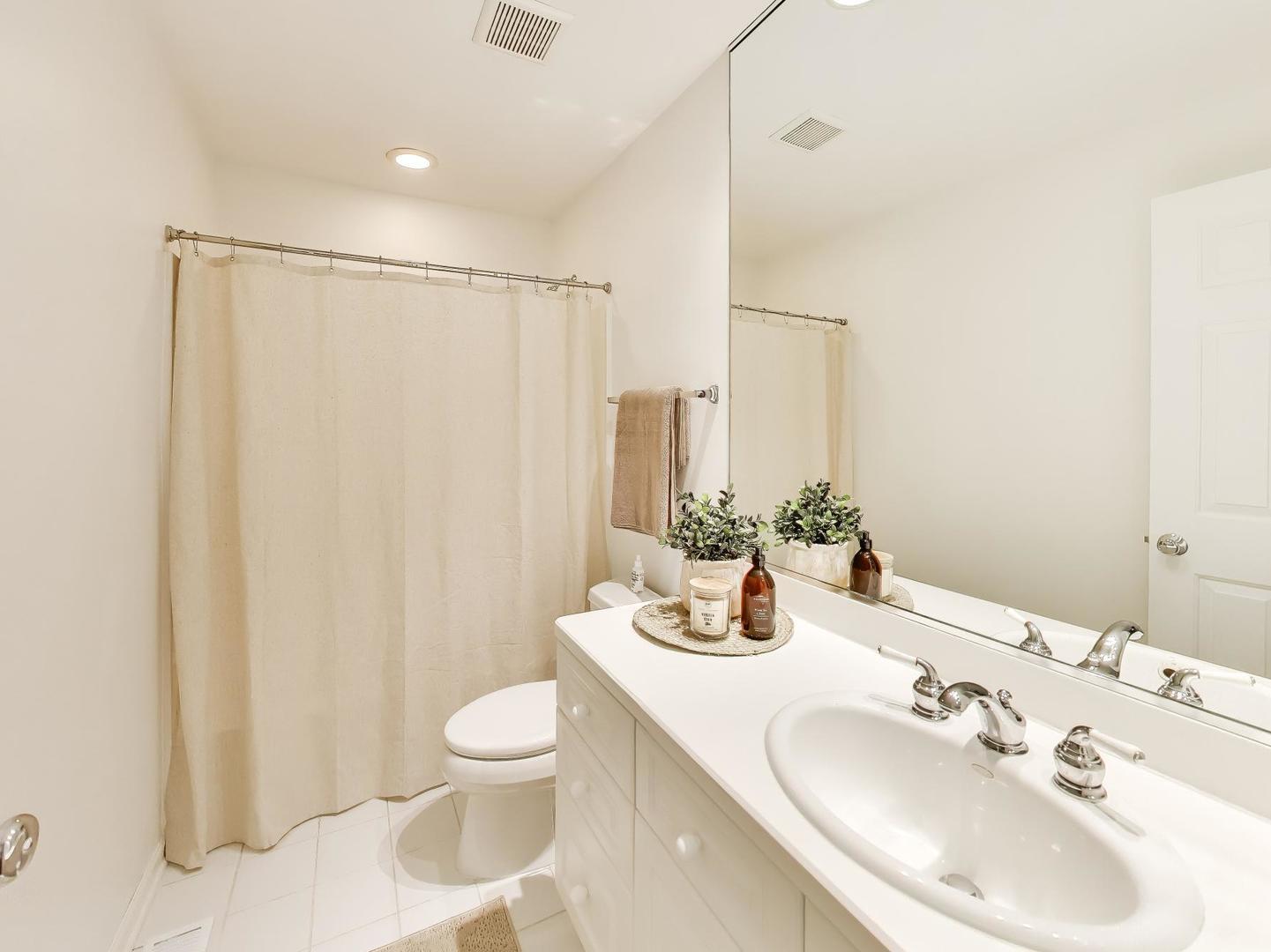 4926 S Cornell Avenue E Property Photo 29