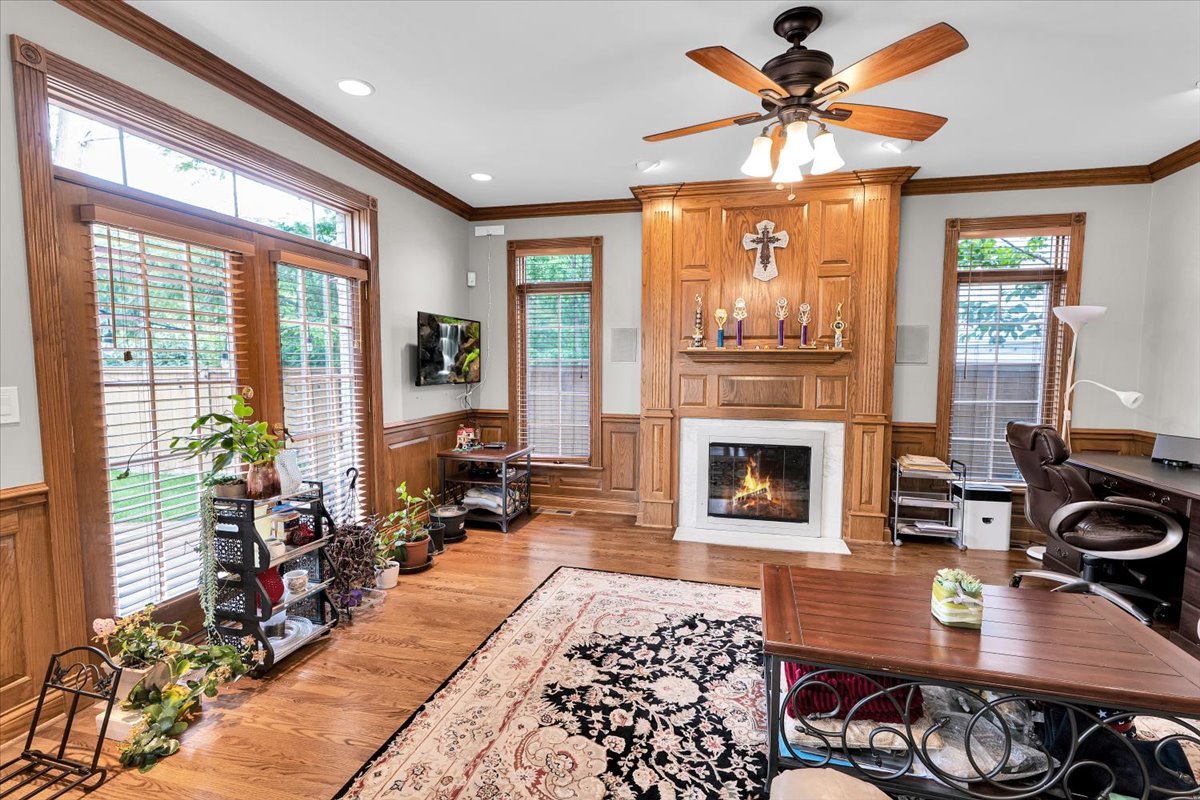 310 N County Line Road Property Photo 15