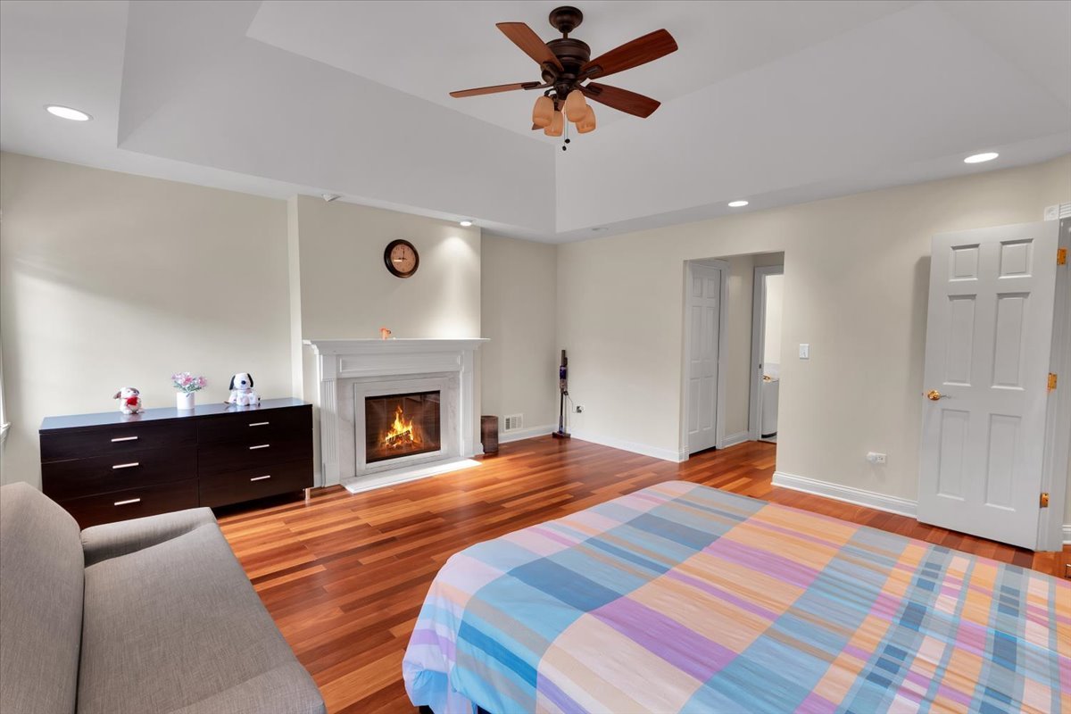 310 N County Line Road Property Photo 18