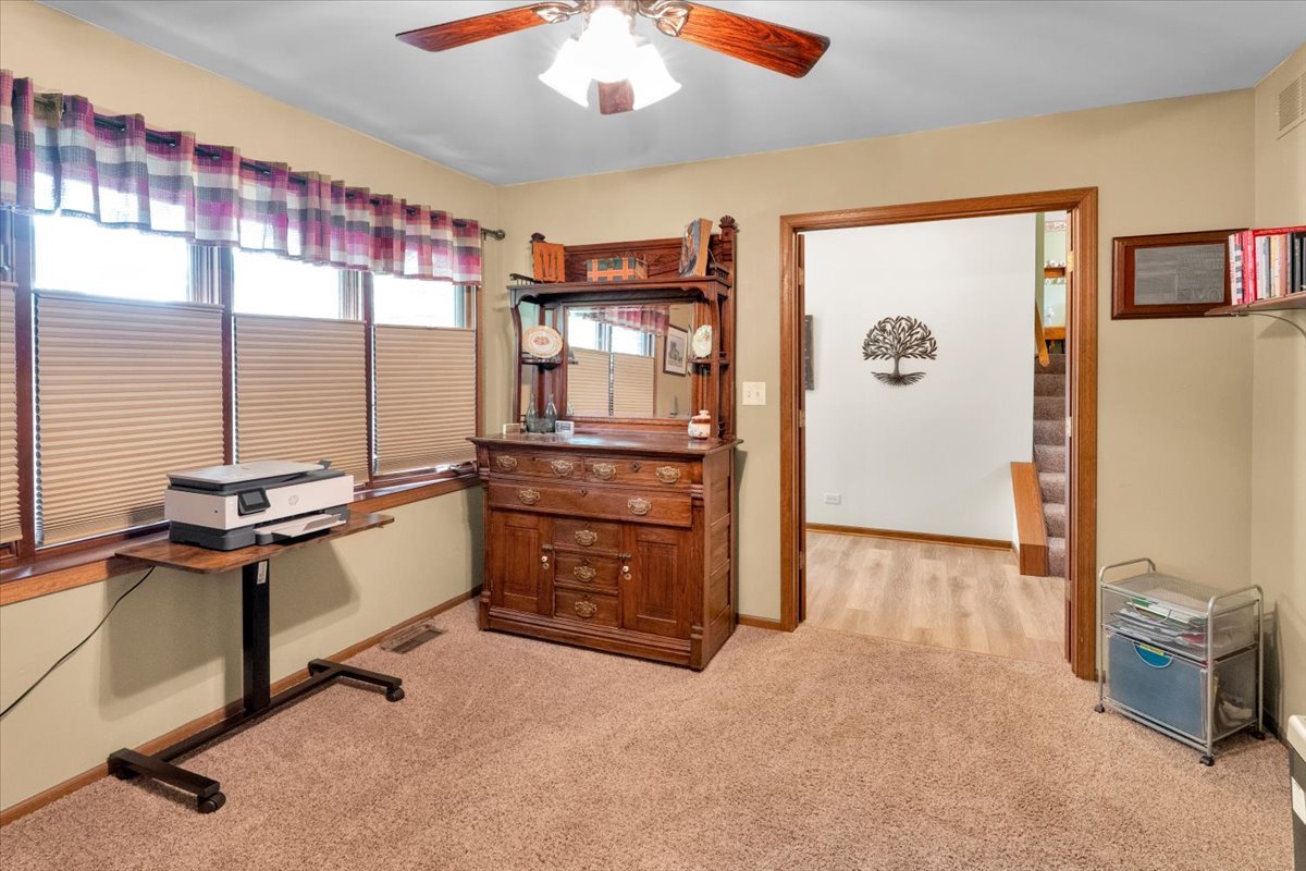 214 Deerpath Drive Property Photo 19
