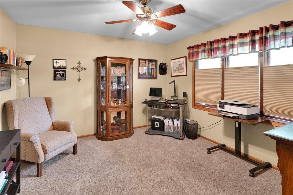 214 Deerpath Drive Property Photo 20