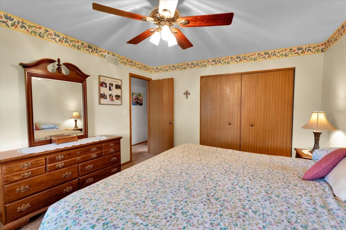 214 Deerpath Drive Property Photo 26