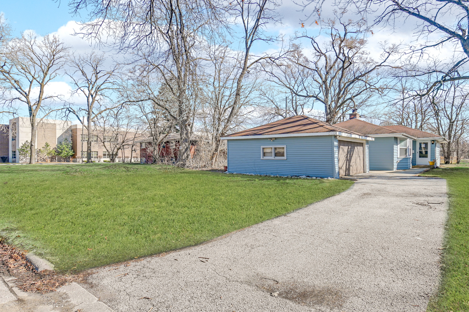17015 Annetta Avenue Property Photo 2