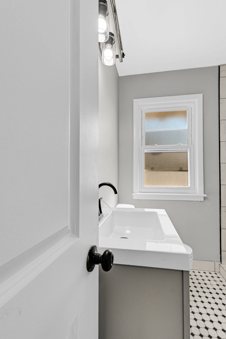 17015 Annetta Avenue Property Photo 15