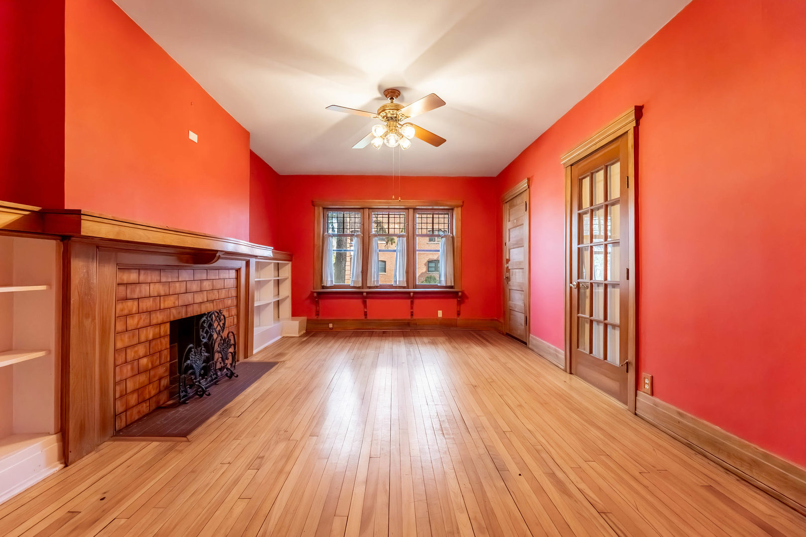 116 S East Avenue 1e Property Photo 4