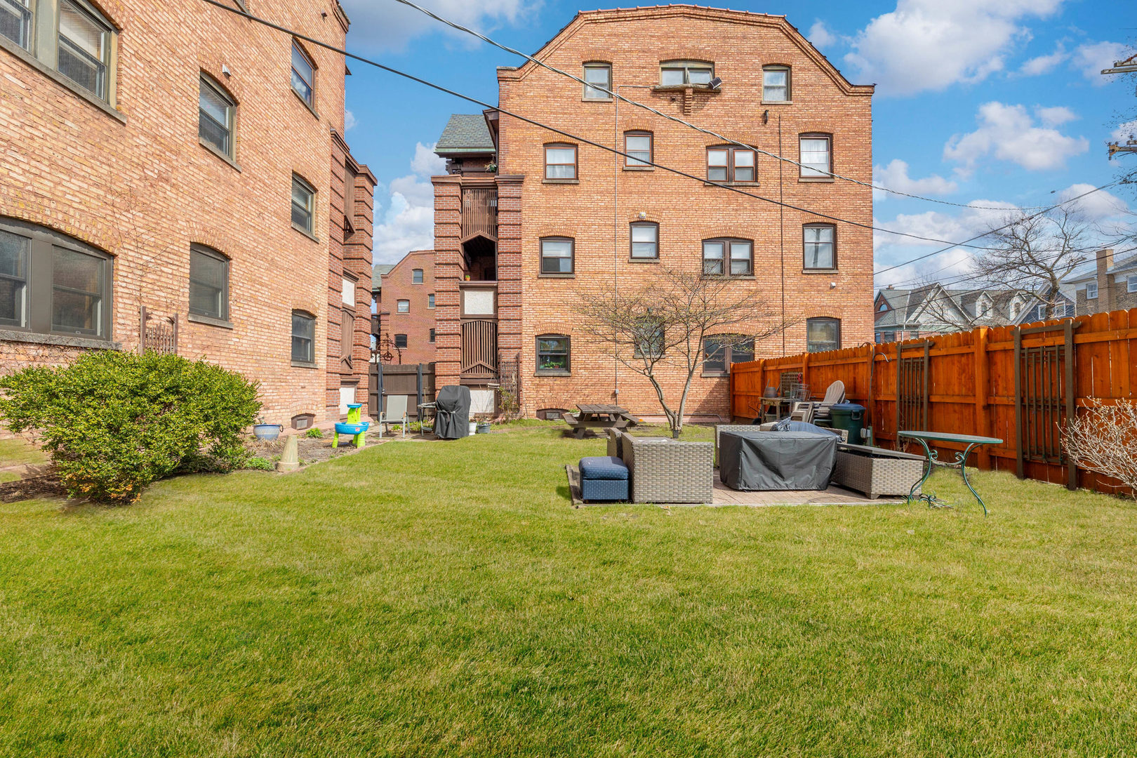 116 S East Avenue 1e Property Photo 20