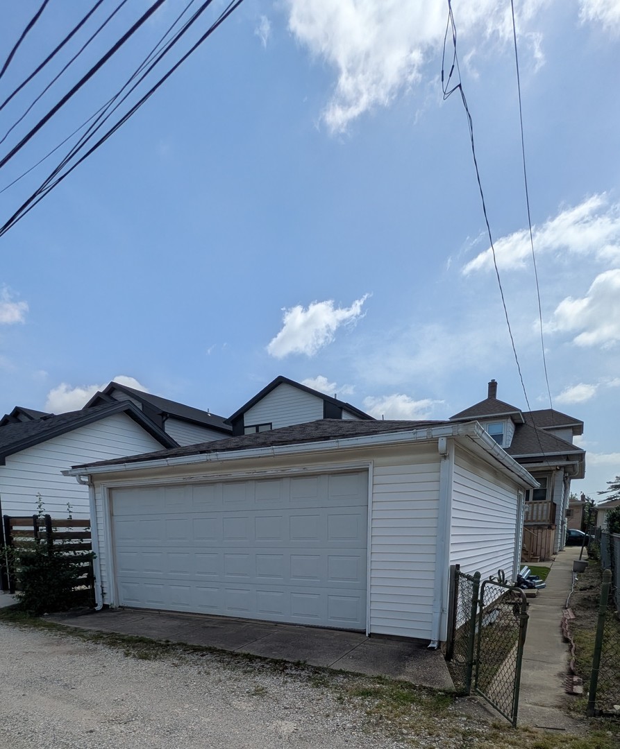 4820 N Natoma Avenue Property Photo 4