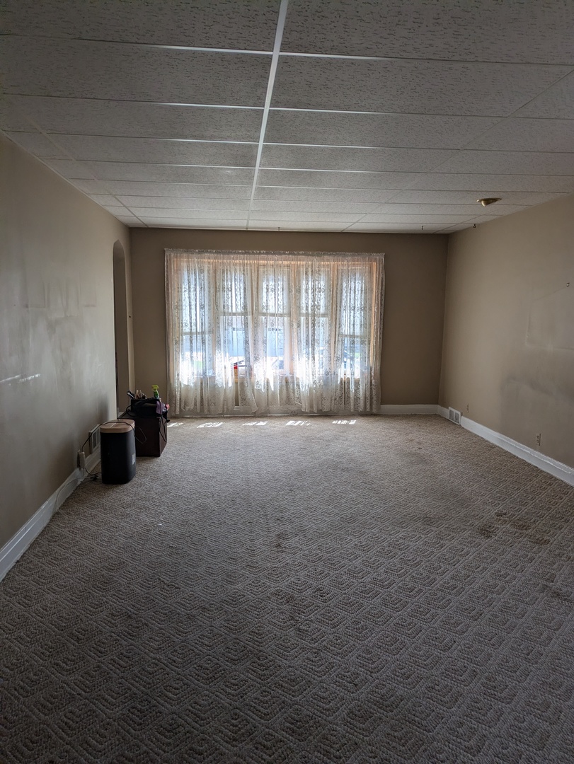 4820 N Natoma Avenue Property Photo 5