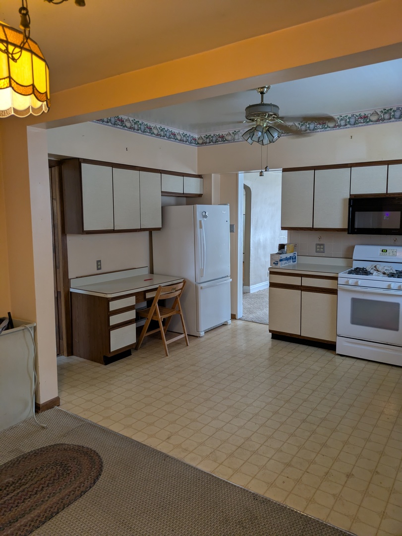 4820 N Natoma Avenue Property Photo 7