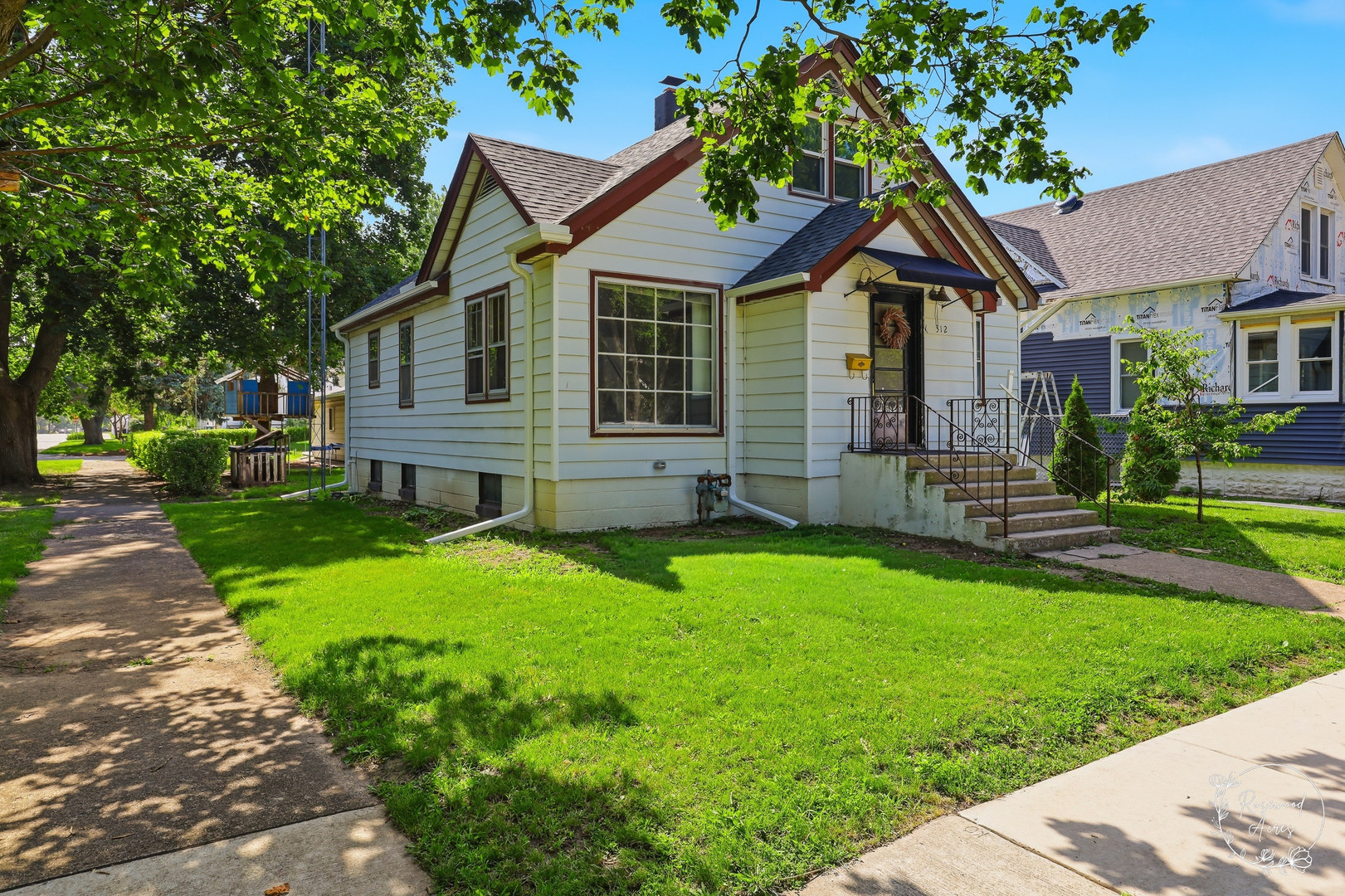 312 S Blaine Avenue Property Photo 2