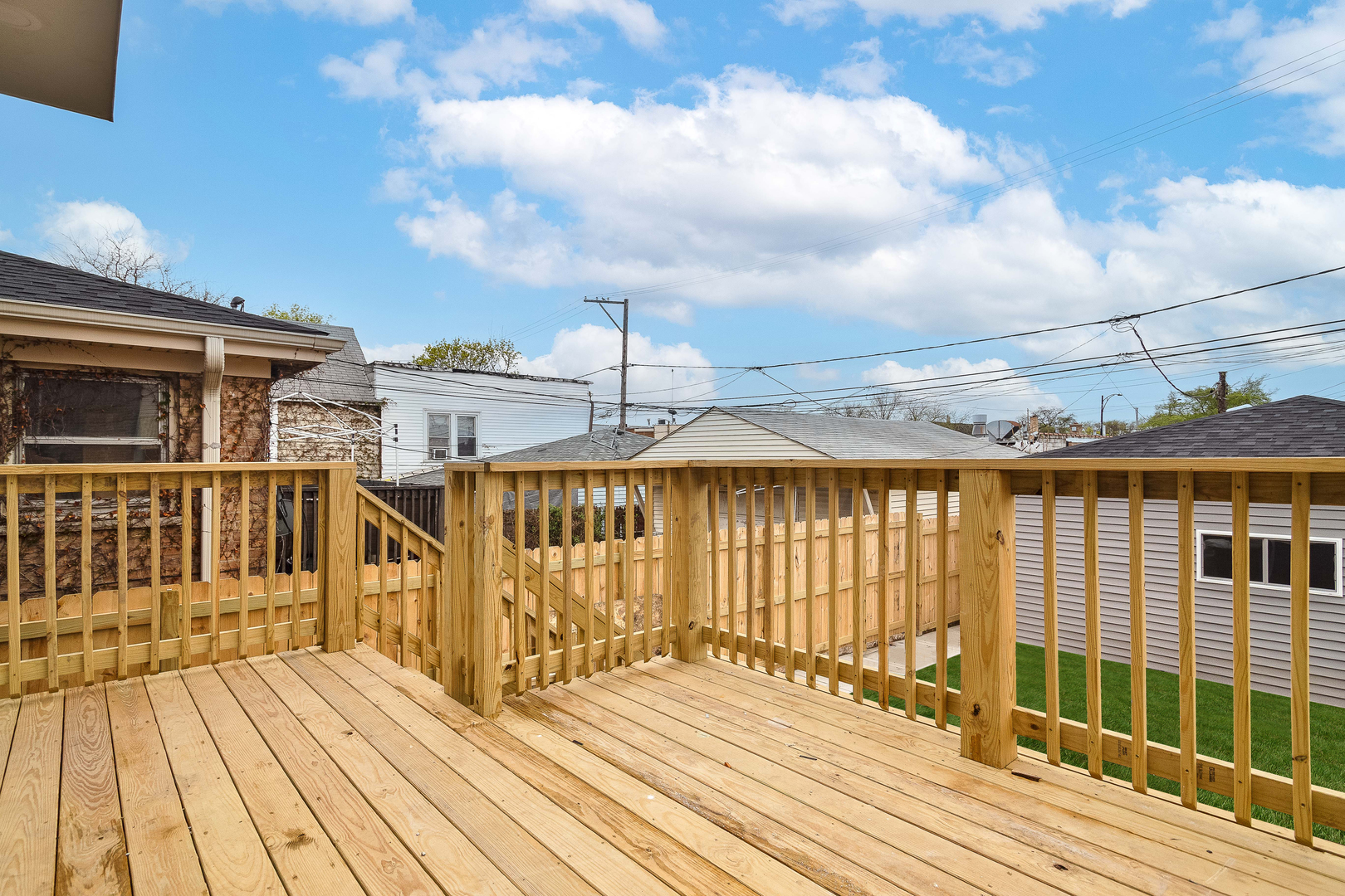 4938 W Medill Avenue Property Photo 19