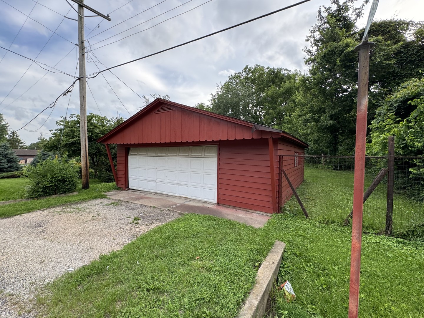2783 E 508th Road Property Photo 2