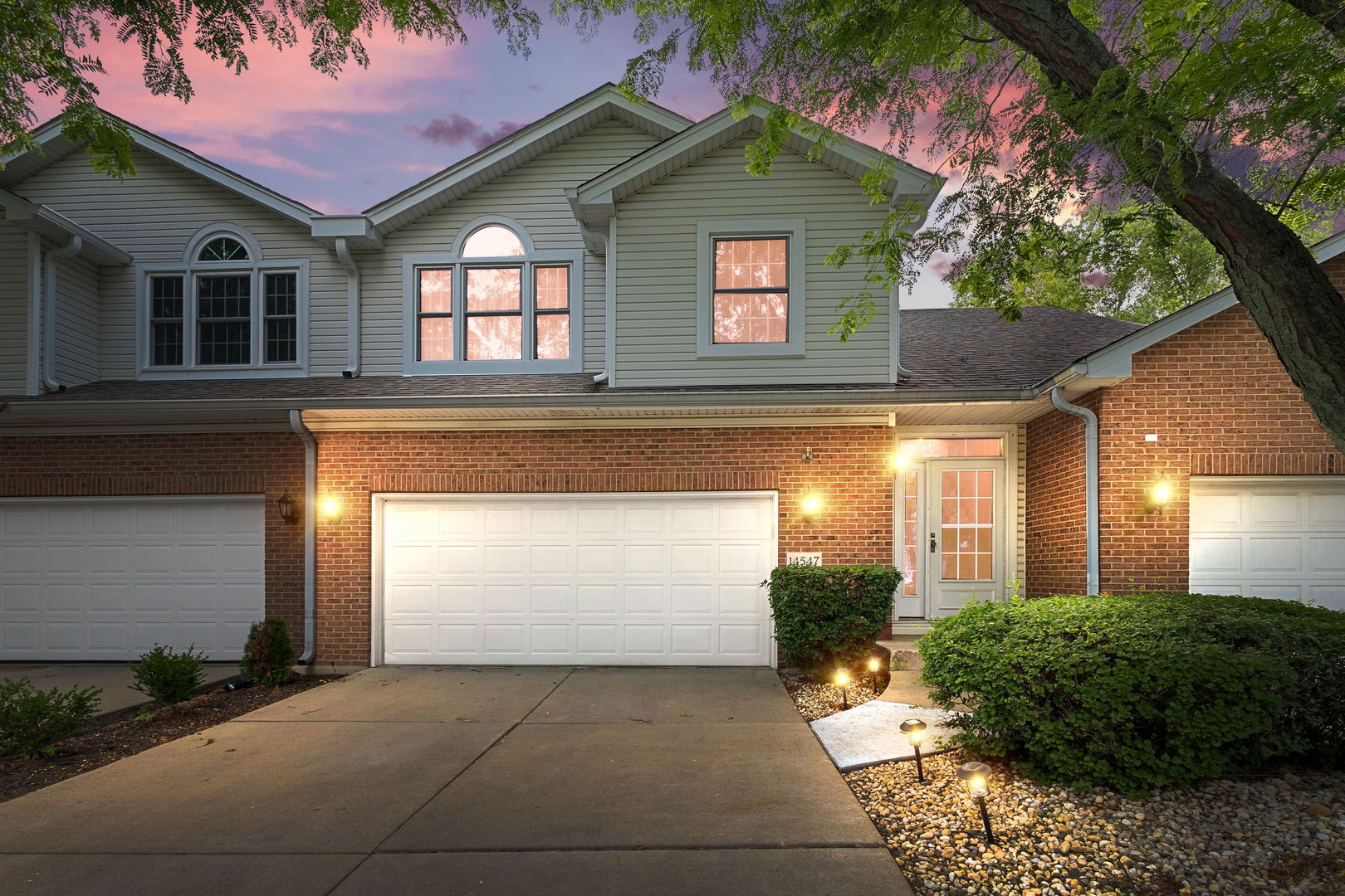 14547 Club Circle Drive Property Photo 1