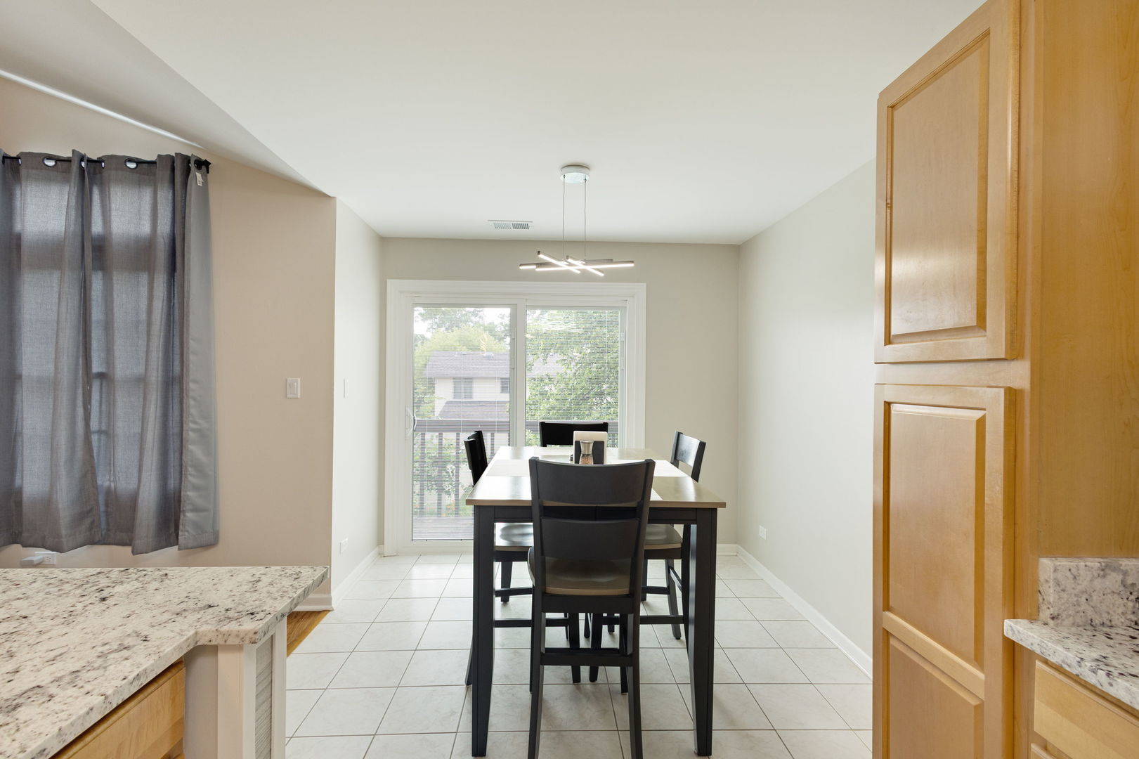 14547 Club Circle Drive Property Photo 6