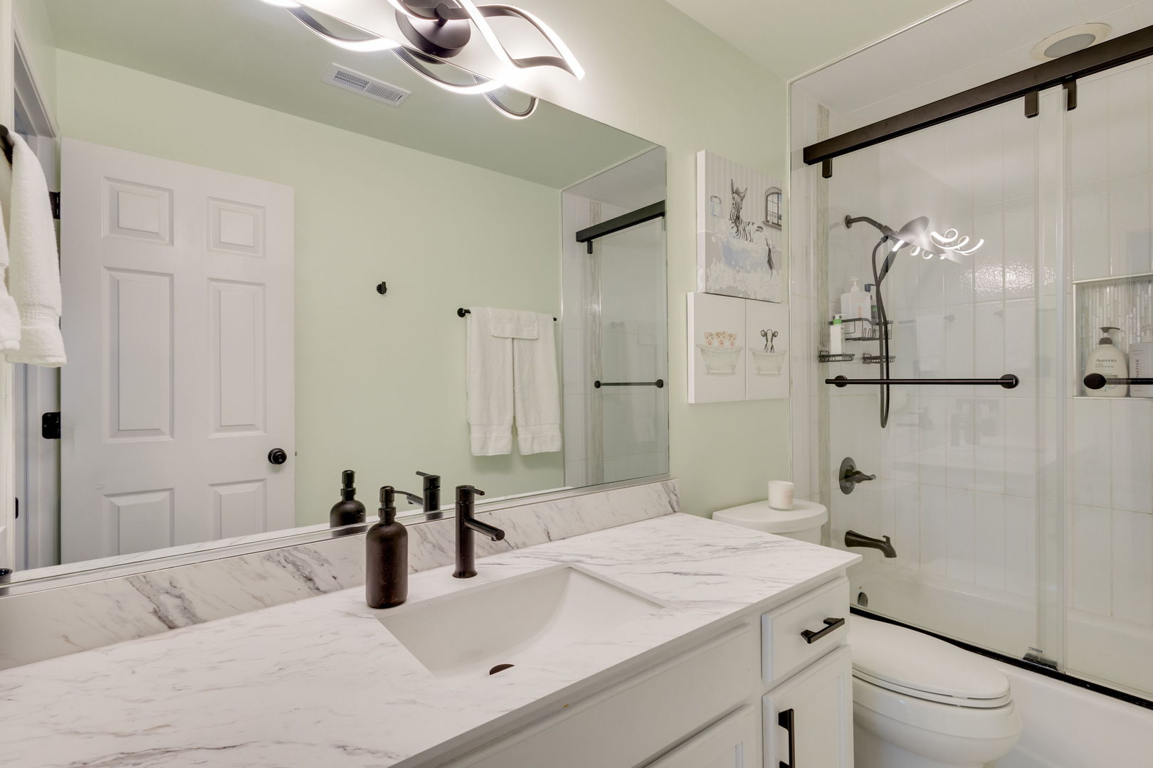 14547 Club Circle Drive Property Photo 9