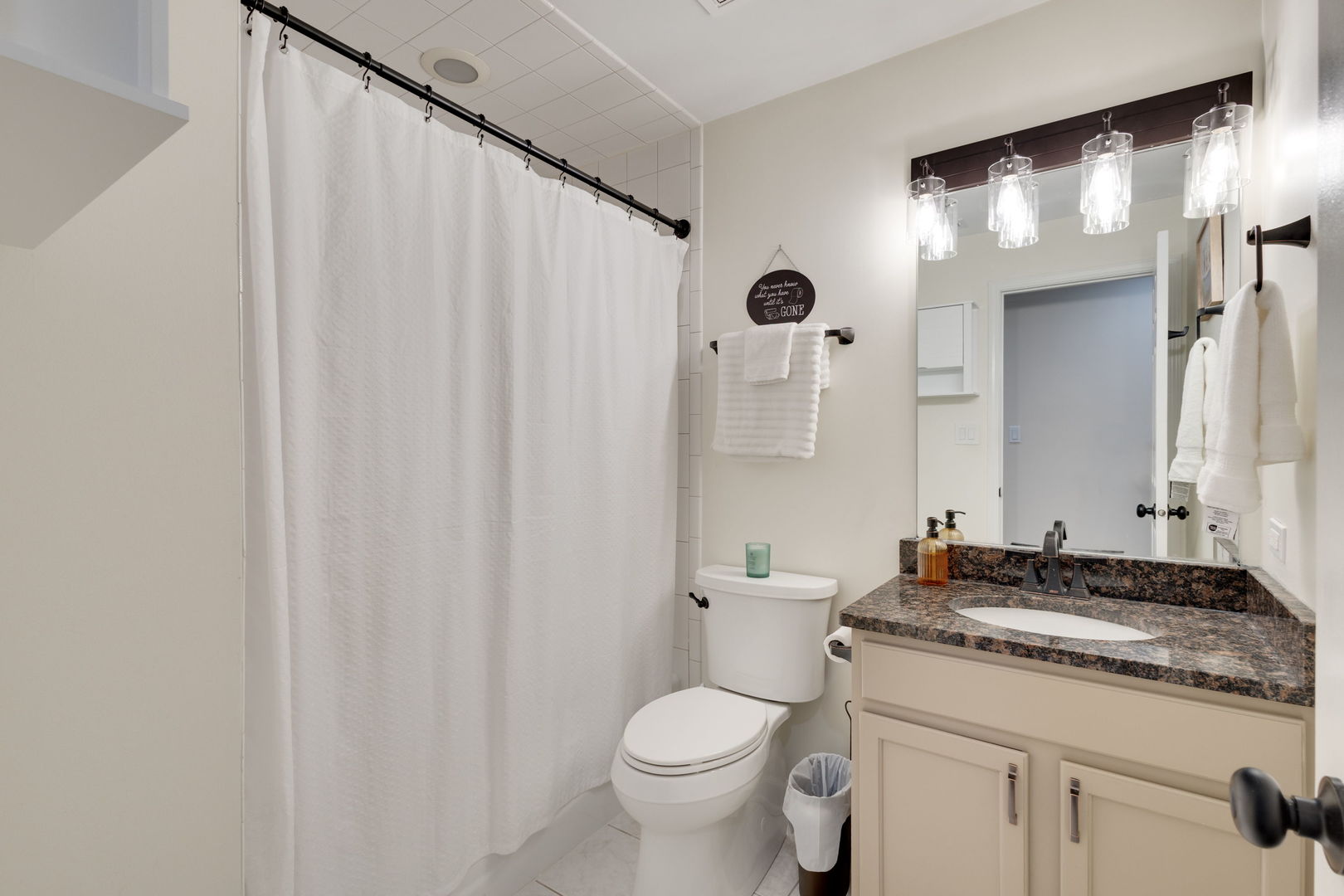 14547 Club Circle Drive Property Photo 12