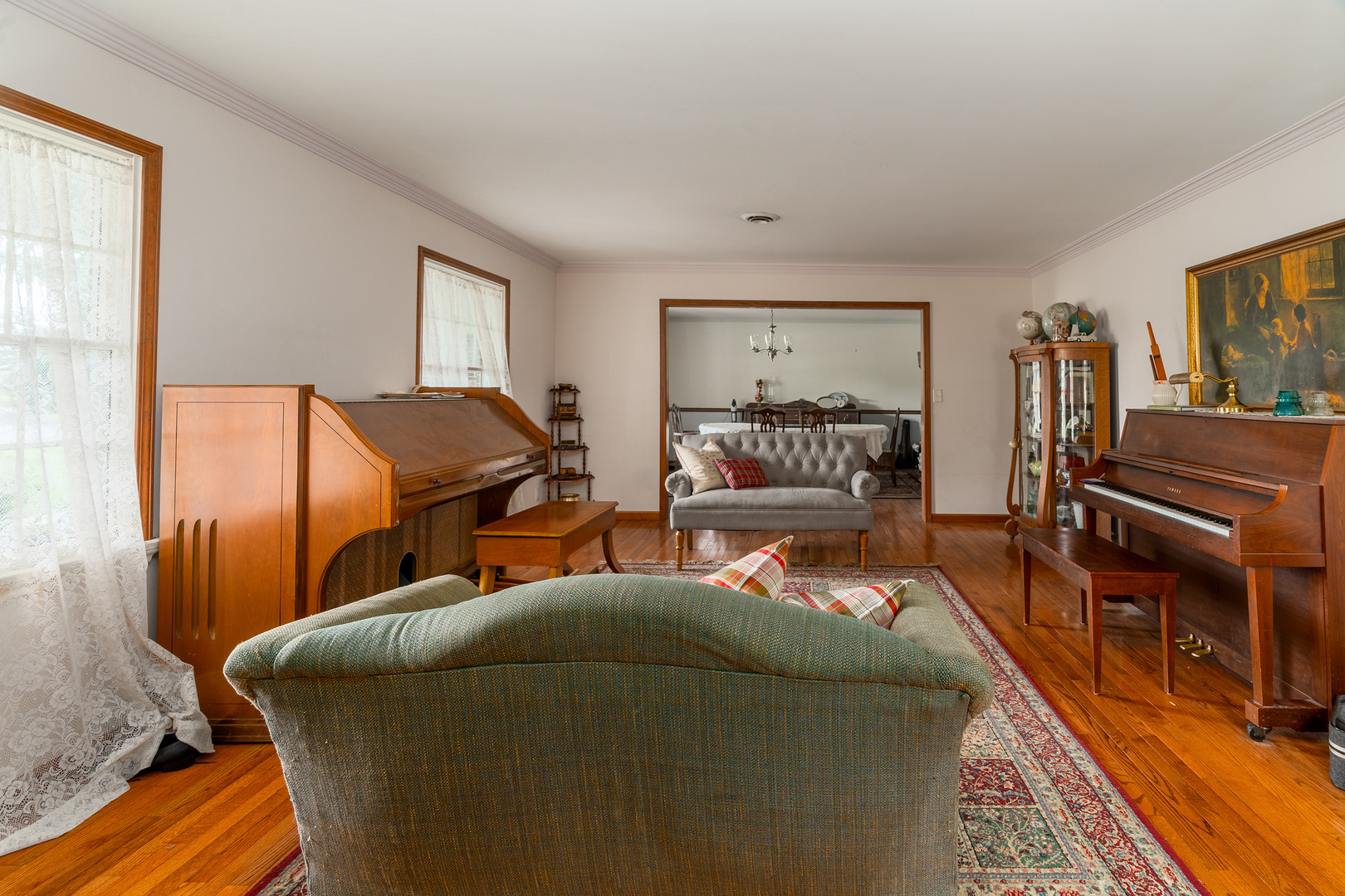 604 N Beadle Drive Property Photo 8
