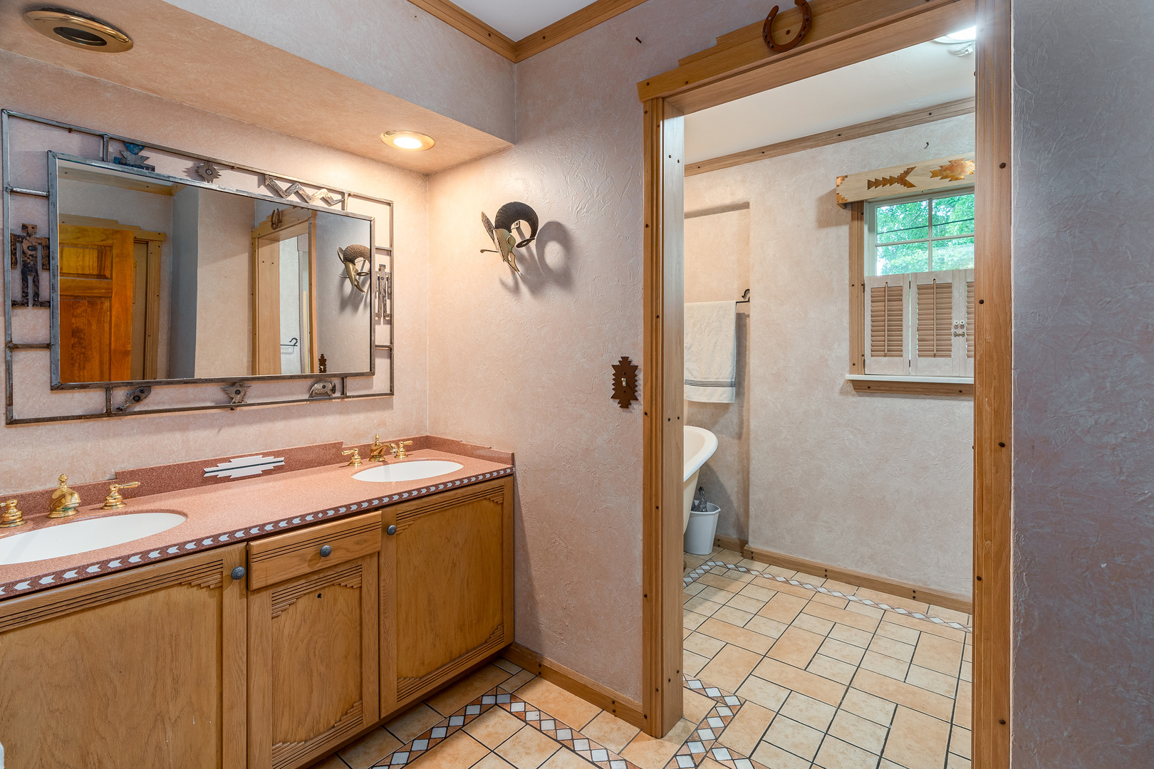 604 N Beadle Drive Property Photo 29