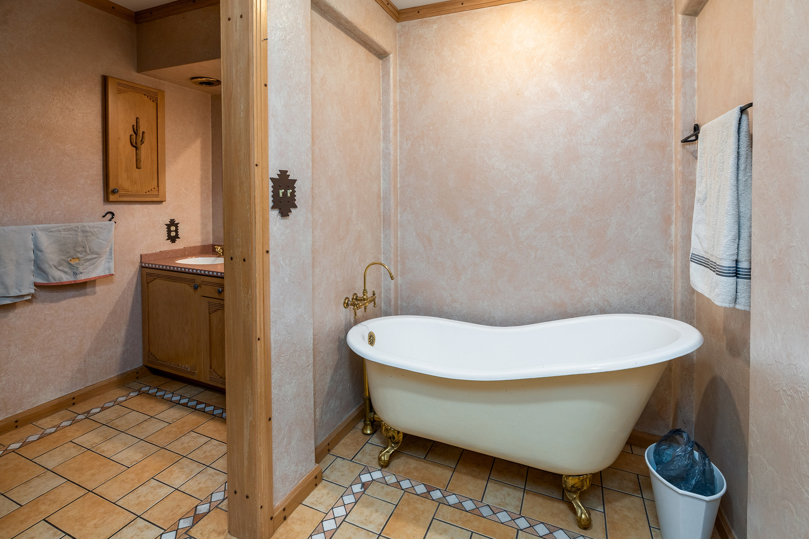 604 N Beadle Drive Property Photo 30