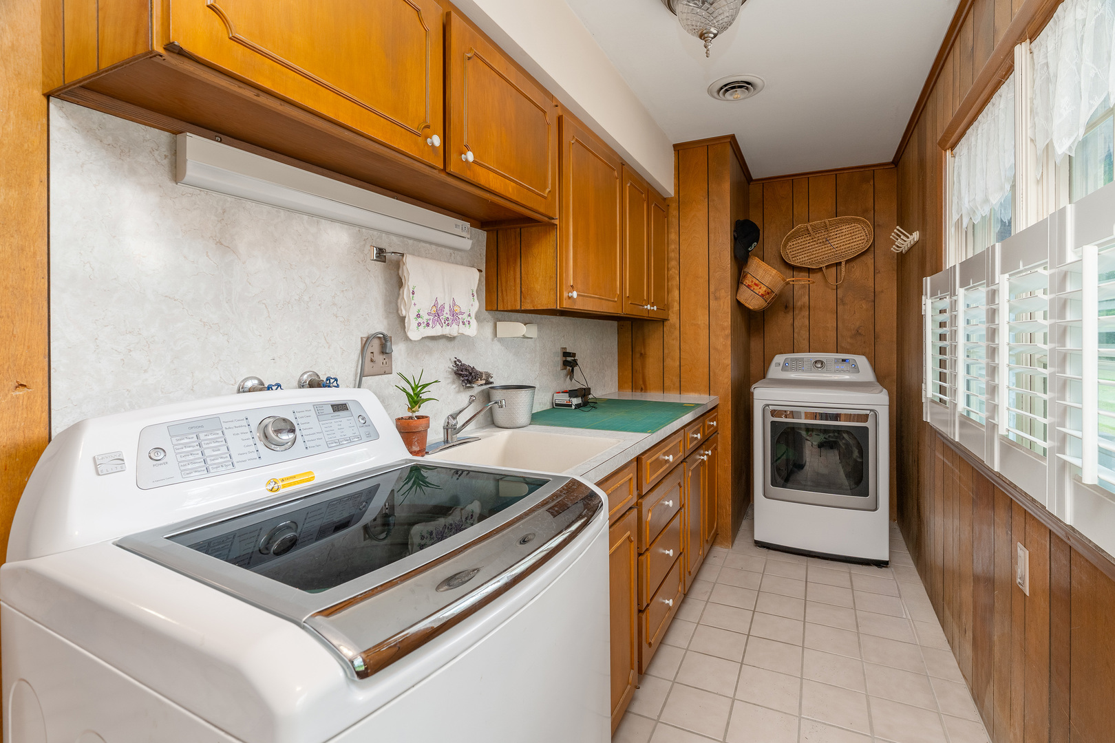 604 N Beadle Drive Property Photo 36