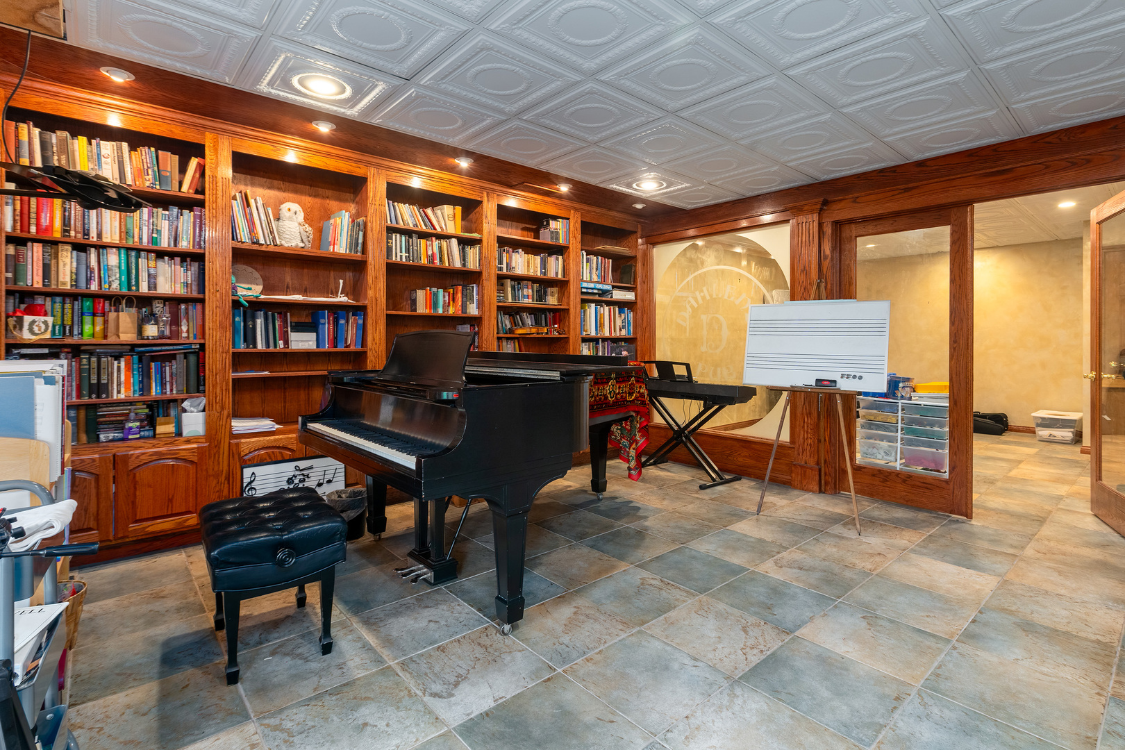 604 N Beadle Drive Property Photo 40