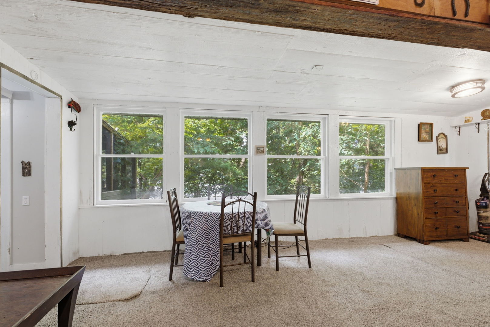 20 Willits Lane Property Photo 3