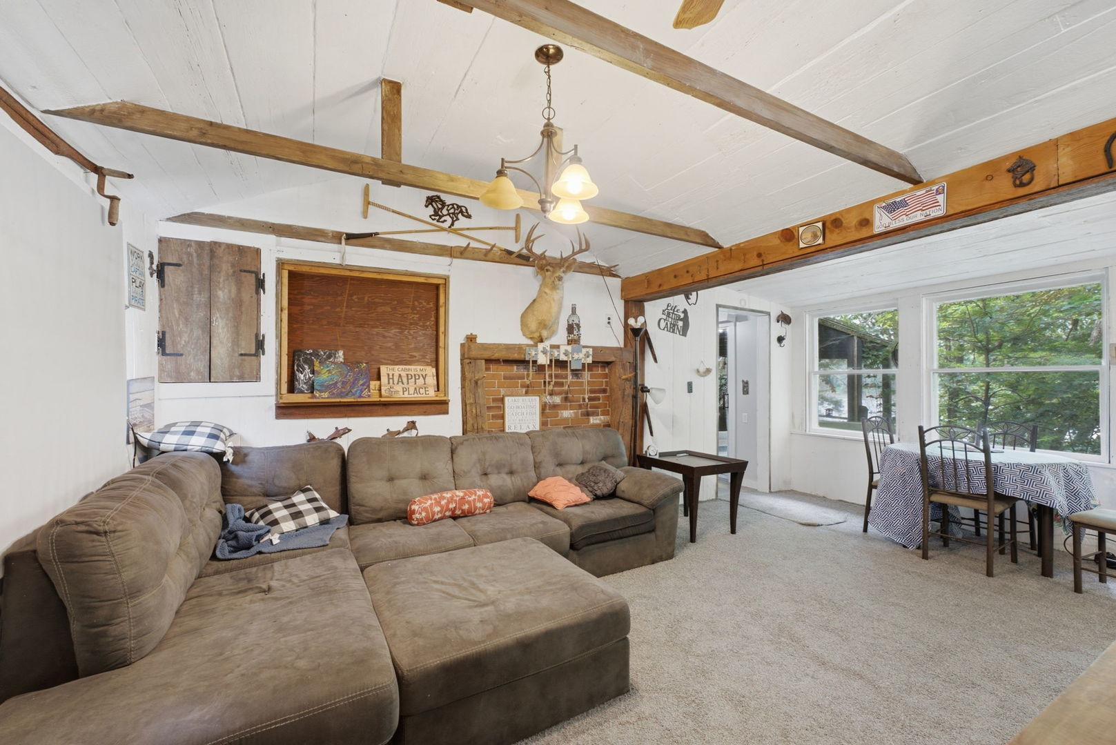 20 Willits Lane Property Photo 6