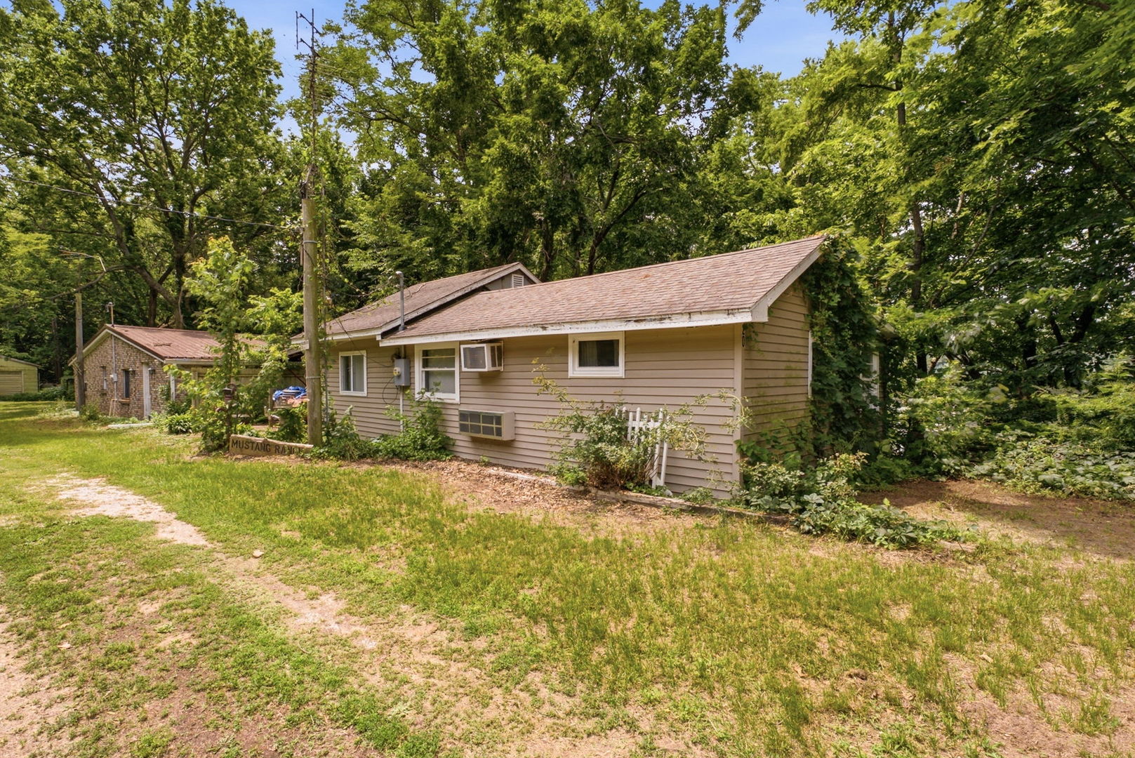 20 Willits Lane Property Photo 13