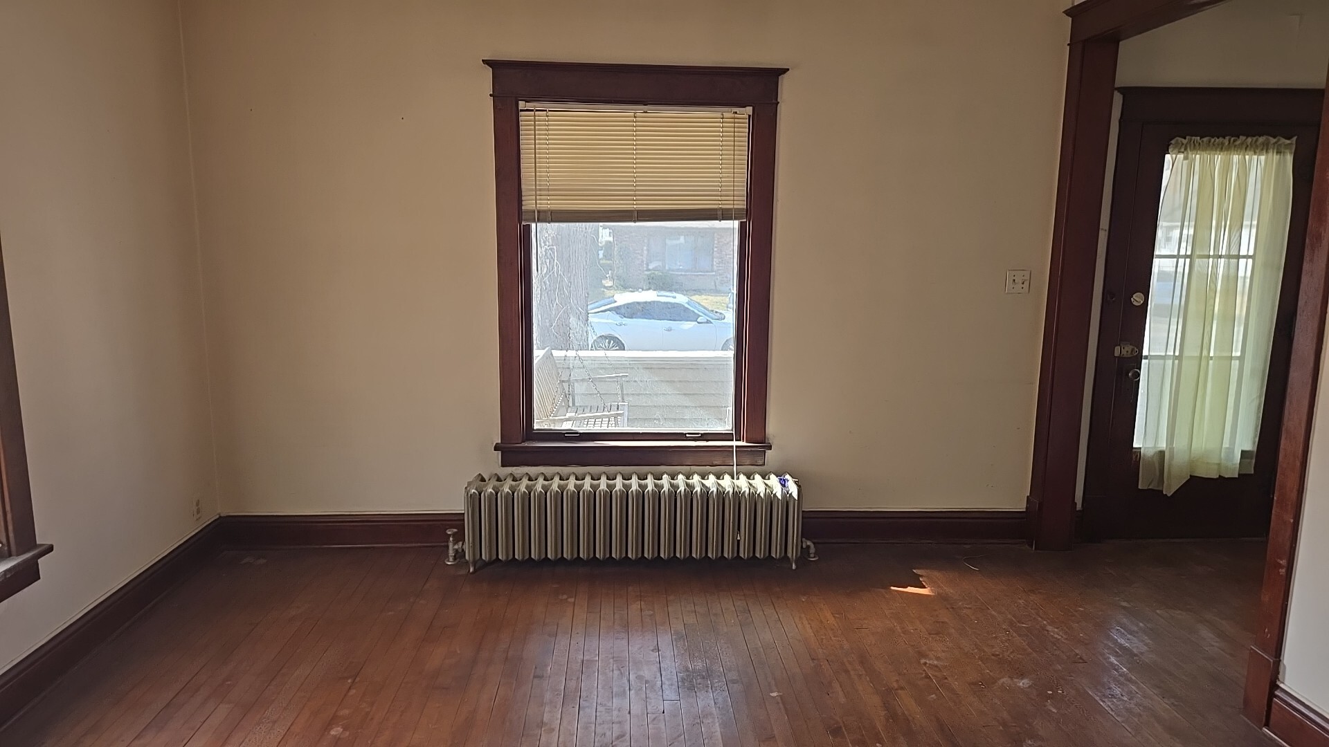 7 N State Street Property Photo 8