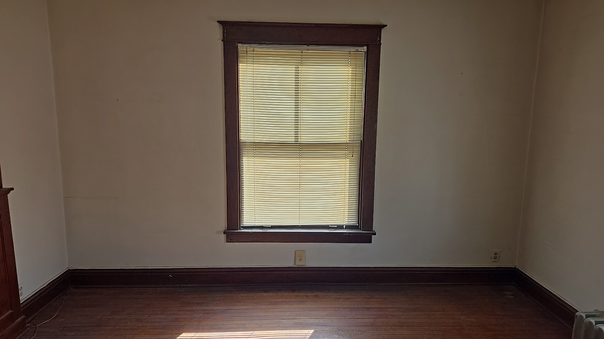 7 N State Street Property Photo 9