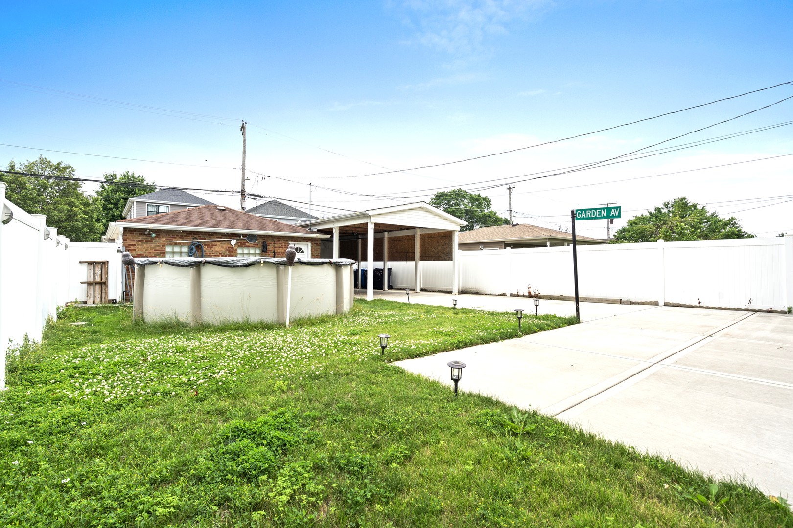 5701 S Mobile Avenue Property Photo 26