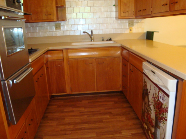 498 Park Street Property Photo 10