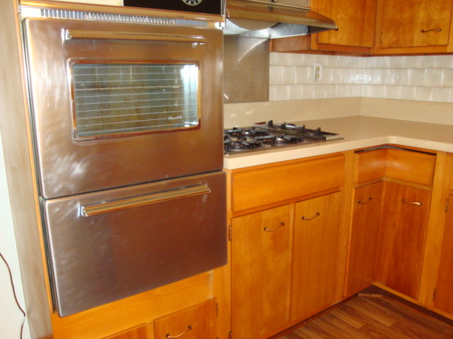 498 Park Street Property Photo 13