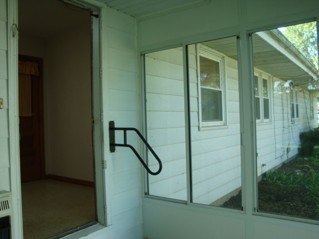 498 Park Street Property Photo 21