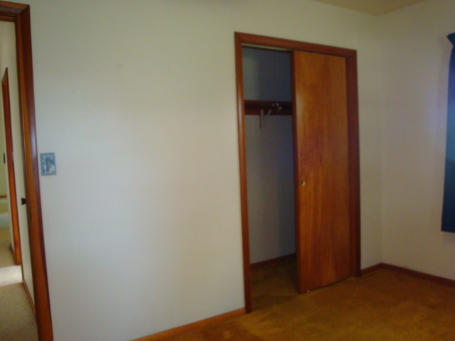 498 Park Street Property Photo 37