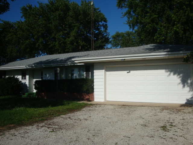 498 Park Street Property Photo 45