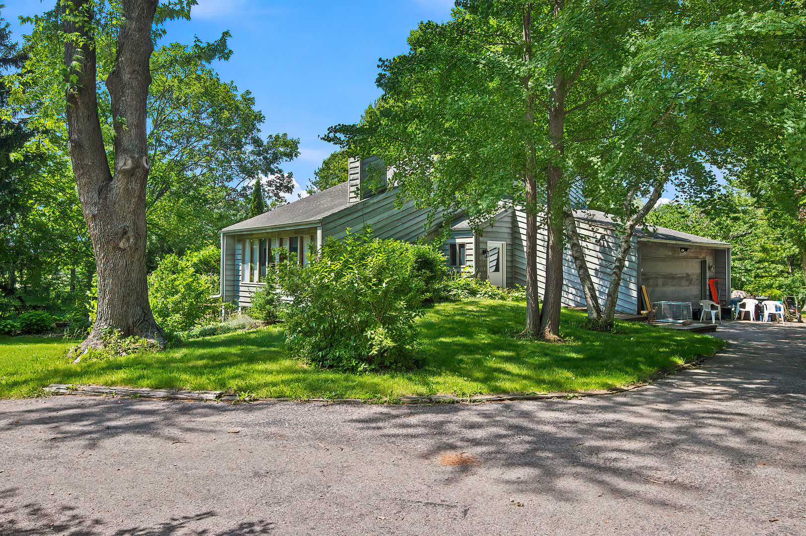 27050 W Wilmot Road Property Photo 1