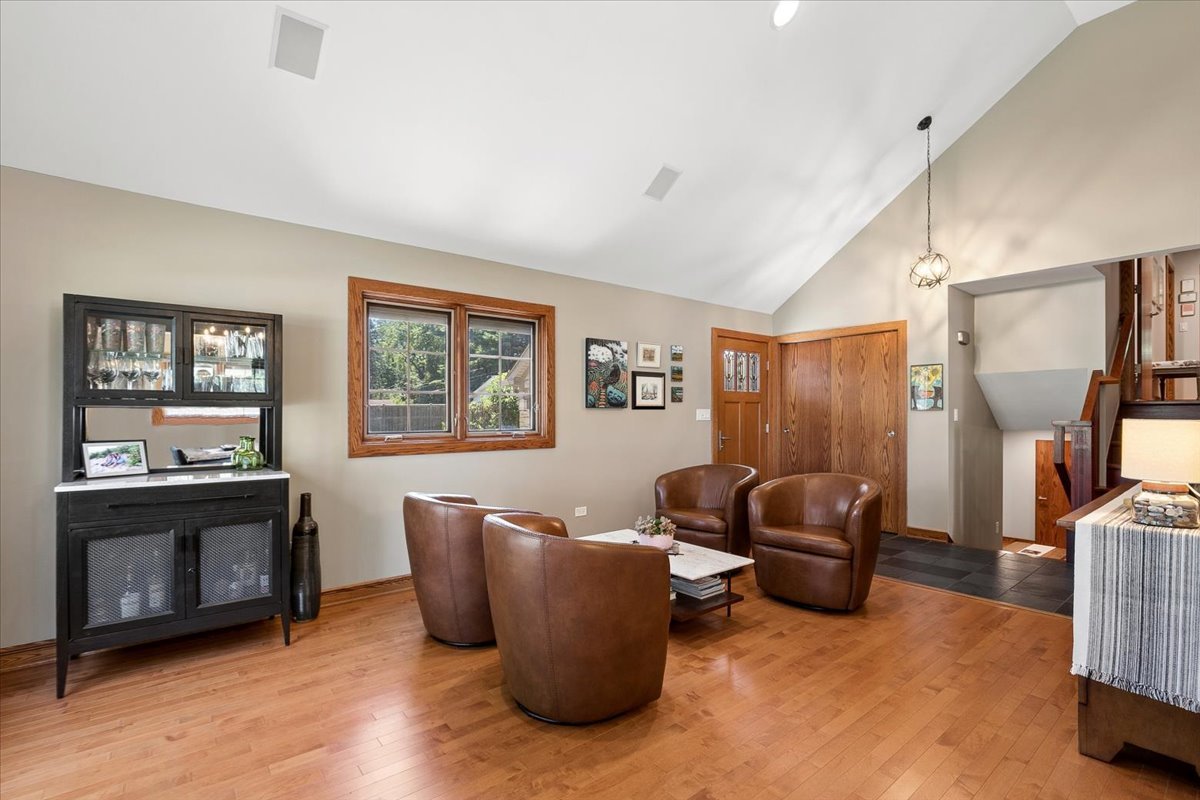 411 Drake Street Property Photo 6