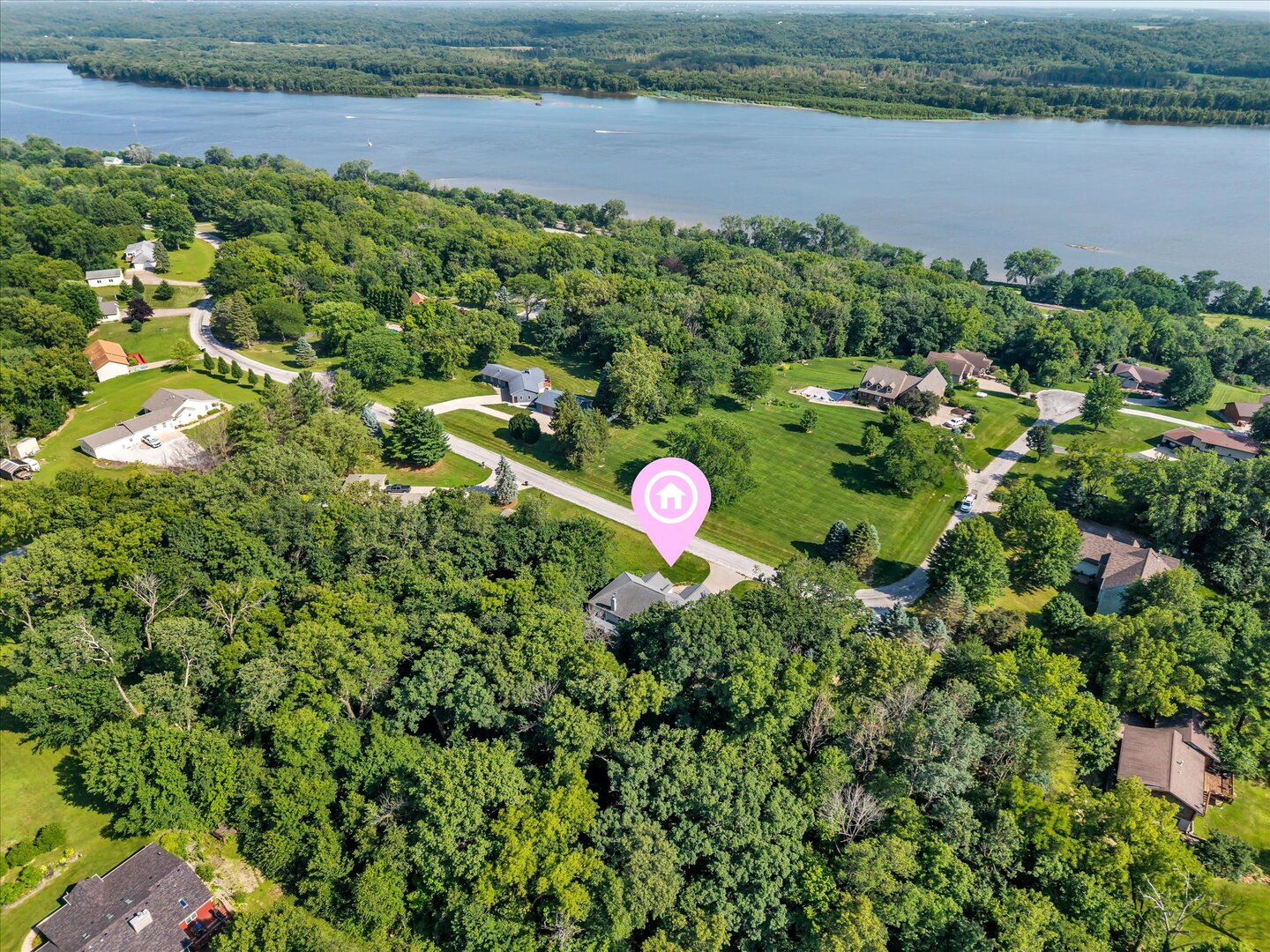 2106 Skylane Drive Property Photo 10