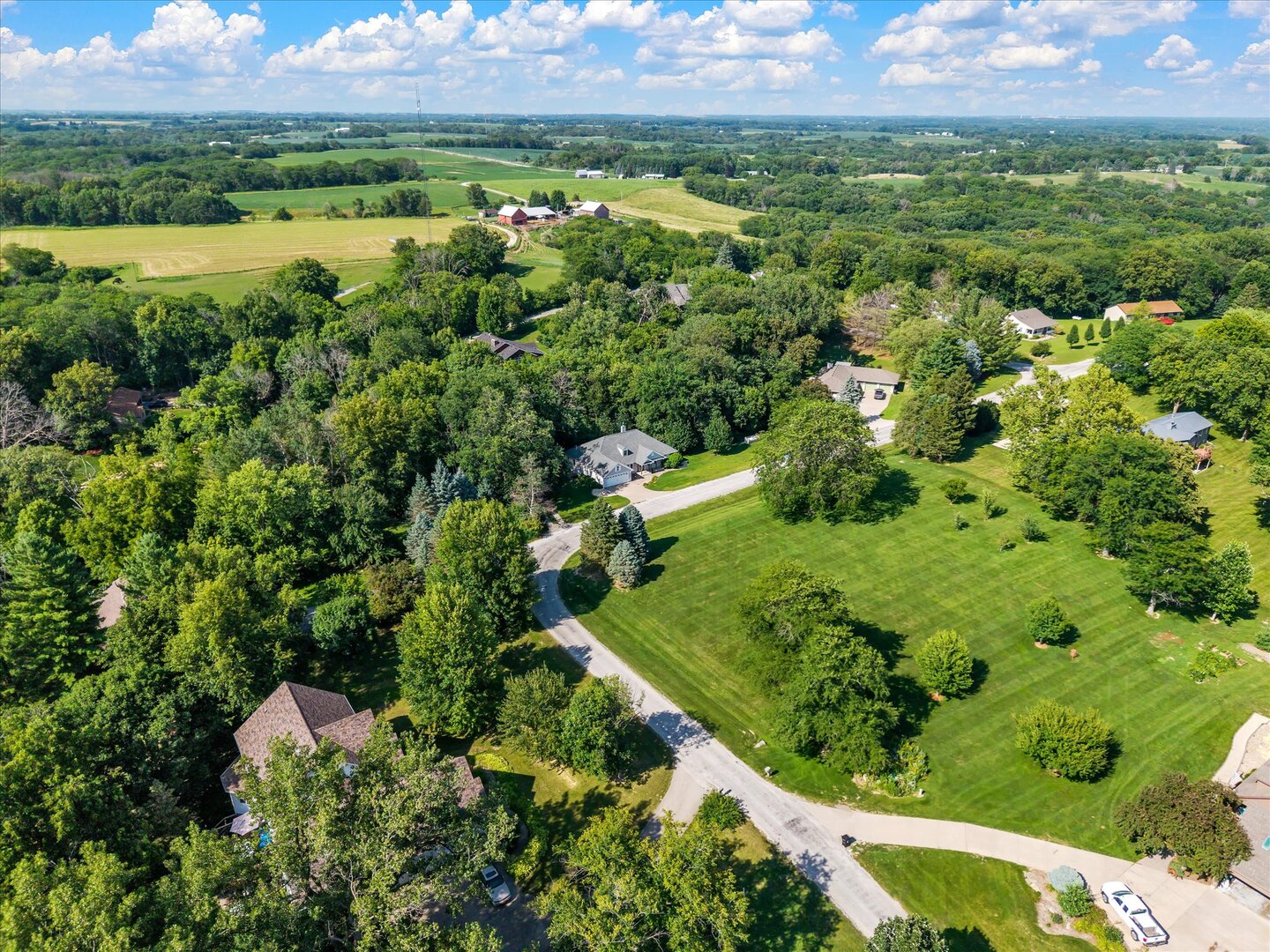 2106 Skylane Drive Property Photo 11