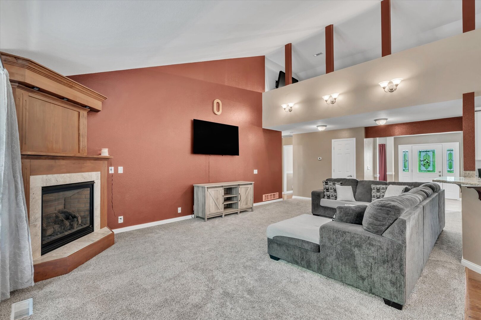 2106 Skylane Drive Property Photo 15