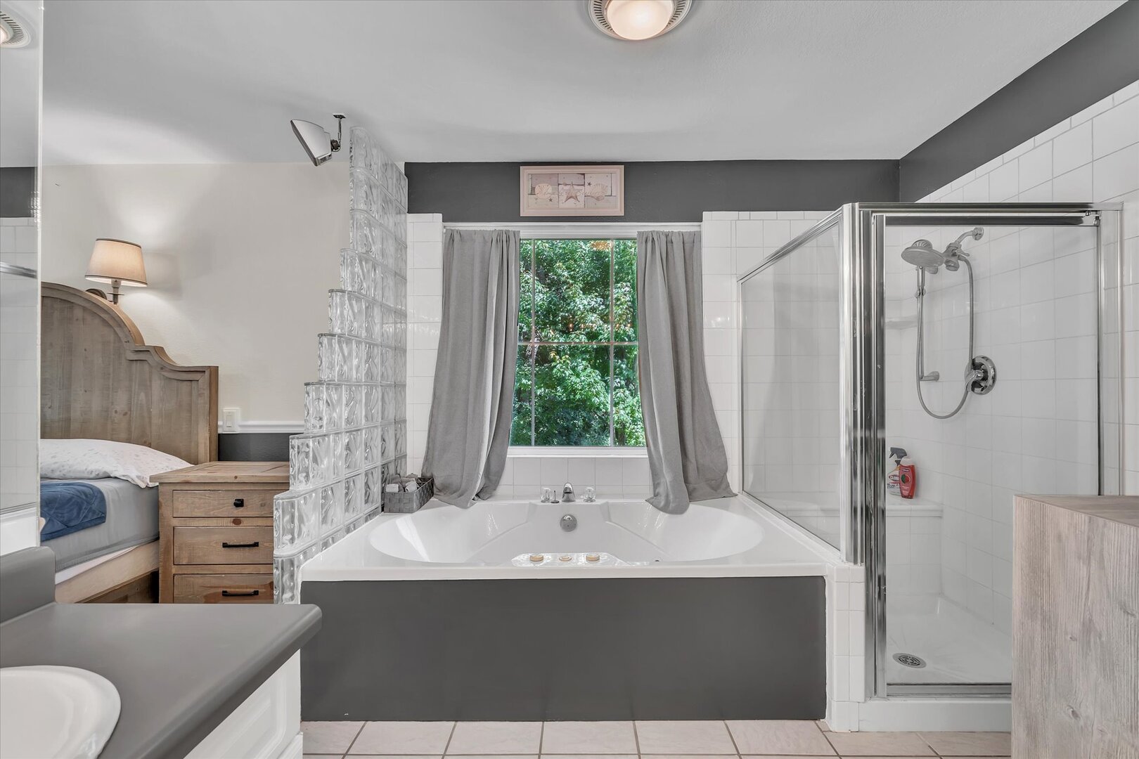 2106 Skylane Drive Property Photo 39