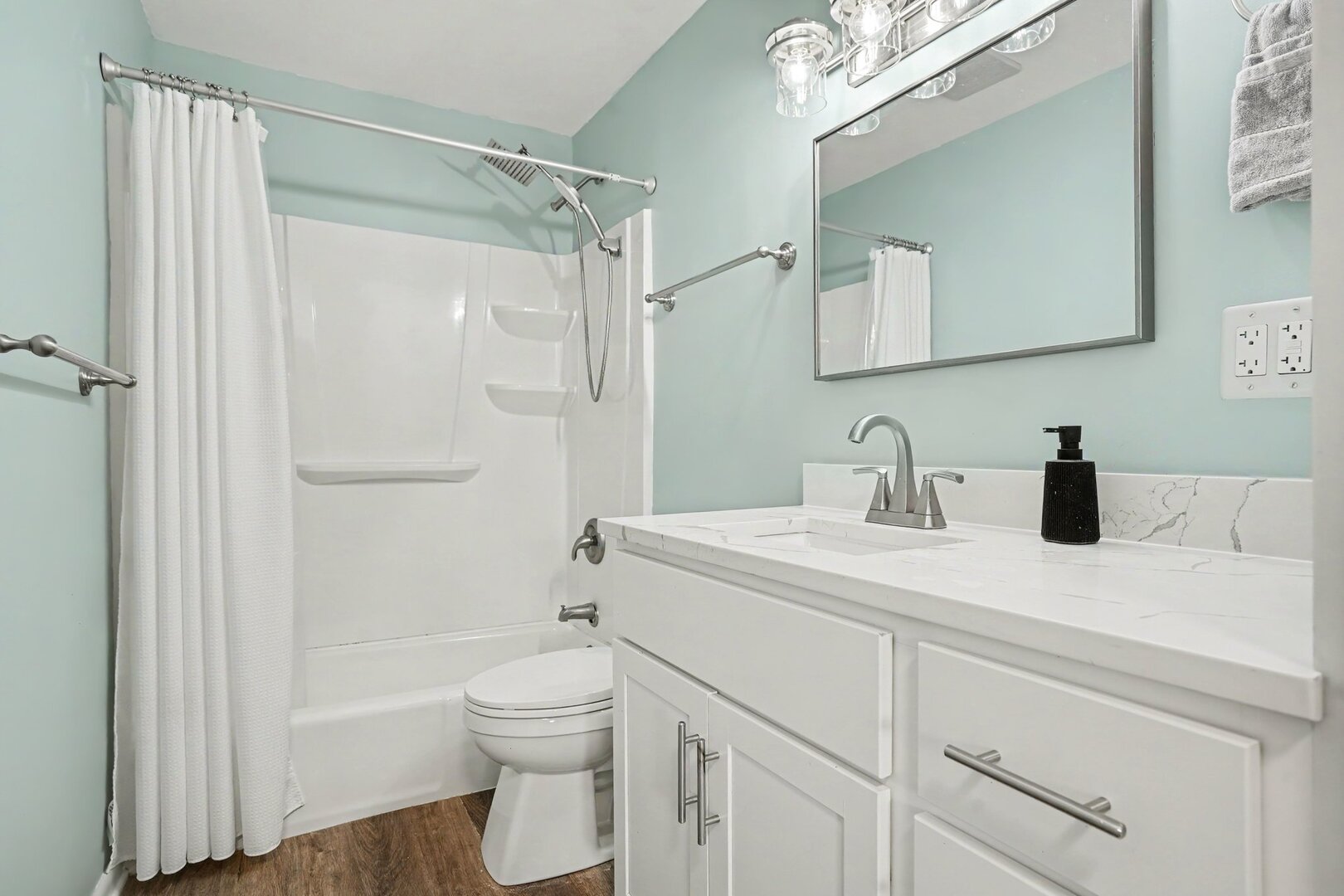 19380 Wolf Road 11 Property Photo 11